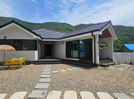 Yeon Stay Miryang, hotel v destinaci Miryang