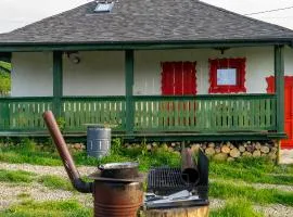 Pensiunea Căsuța cu Trei Iezi