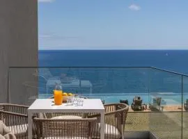 Acqua Residence VIII by An Island Apart