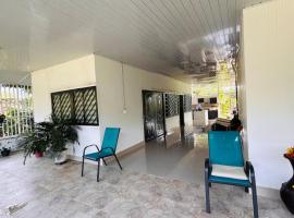 리베라에 위치한 호텔 Finca Privada con Piscina Natural y ambiente ecologico cerca de Neiva