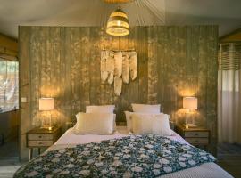 You and Me Glamping, οργανωμένο κάμπινγκ σε Moncontour-de-Poitou