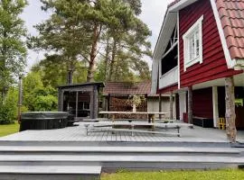 Forest Escape 35min from Tallinn - HotTub & Sauna