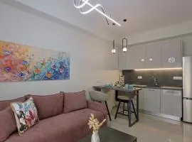 OMICRON - Deluxe Central Apartment by Optimum Link