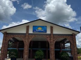 Days Inn by Wyndham Clanton AL