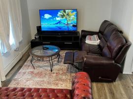 Homefeel Stylish Modern House, biệt thự ở Chambord