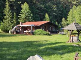 Janusz&oacute;wka - ranczo turystyczne, cabin in Wielki Klincz