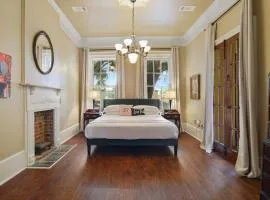 Louis Park Hotel