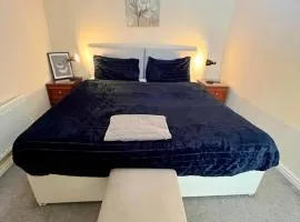 Entire Two Bed Coach House Super King Beds Turn into singles