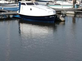 The Boat, b&aacute;tagisting &iacute; Ovar