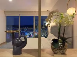 Suite Apartamento Espectacular Vista La Carolina - ONE Quito