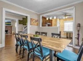 New Close to Falls Beautiful Spacious Parking Air Conditioning