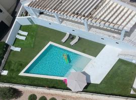 Villa Ca Nostra Menorca, hotel in Sant Lluis