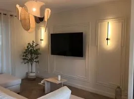 Maison élégante & jardin privé