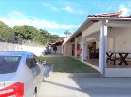 Casa a uma quadra da praia Maresias