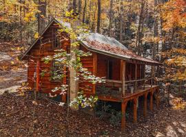 High Top cabin at Cabin Fever in NC, hotel v destinaci Saluda