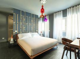 10 Manzoni Aparthotel, Hotel in Cremona