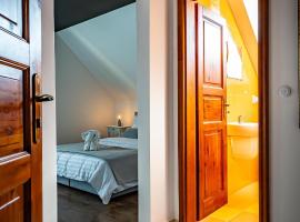 YST Family Center & Restaurant, ubytov&aacute;n&iacute; v soukrom&iacute; v destinaci Veľk&eacute; Čan&iacute;kovce