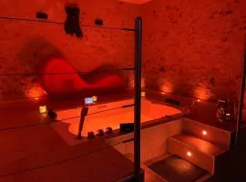 L'indiscrete Loveroom