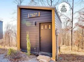 The Fox Tail Pine Treehouse at Treetop Escapes