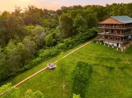 Lions Landing by AvantStay Sleeps 18 Hot Tub Game Room Views Near Pigeon Forge