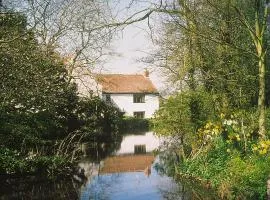 Maxmills Cottage - E1852