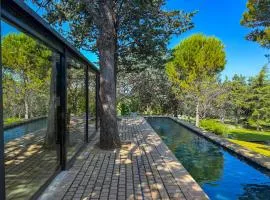 L'Atelier d'artiste, Lodge contemporain à ciel ouvert avec piscine