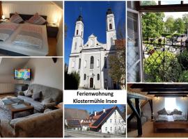 Ferienwohnung KIostermühle Irsee - Parkplätze, Spielplatz, Biergarten, Badesee, E-Auto Ladepunkt, hotel di Irsee