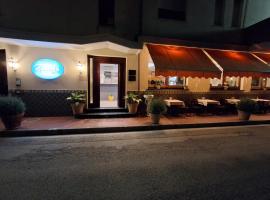 Albergo Gemma, hotel v destinácii Roseto degli Abruzzi