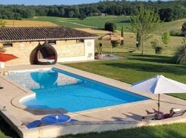 Les Bouges, hotel a Salles