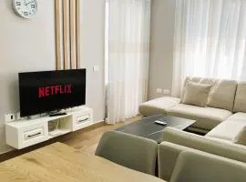 A&E Seaside Apartment