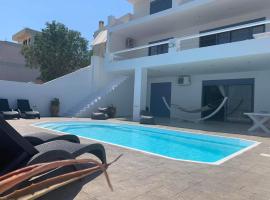 Áyioi में, होटल NV seafront Villa Aegina