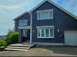 Luxury Seaview Escape - Mumbles, holiday home in Oystermouth