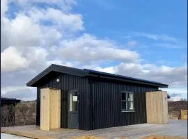 Kerengi Cottage Modern Cozy Cabin Built Late 2024, Heart of Golden Circle Iceland