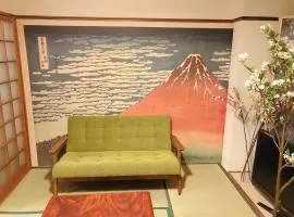 Station Front JUSO EAST 402 No Lift