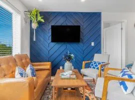 2 BR at 17 Mins Walk to Falls,Patio,BBQ and Outdoor Space