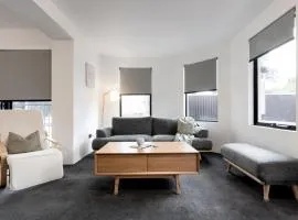 City Retreat with Parking