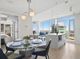 The Getaway Next to Stampede 2BR Suite Downtown