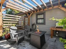 Suite Ucluelet - Romantic Couples Getaway-Sauna!