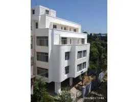 Hotel Alohi Grand