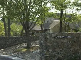 HOTEL HOLIDAY HOME