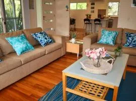 Blue Vogue Apt at Blueys Beach