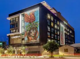 Cambria Downtown Phoenix Convention & Airport Hotel
