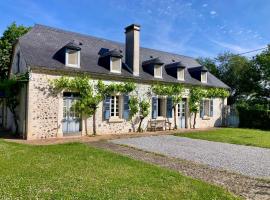 Cottage authentique et chaleureux entre Pau et Lourdes pour 7 personnes, hotel in Nousty