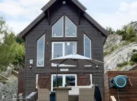 6 person holiday home in Urangsvåg-By Traum