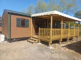 Cottage, camping in Ligné