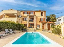 Villa Krasa sea view apartmants with pool