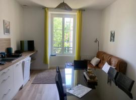 Appartement 3chambres avec jardin partagé, hotel v destinaci Loures-Barousse