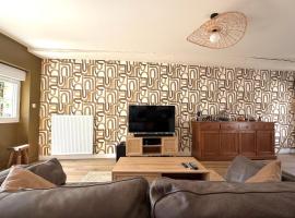 Parking et extérieur à 50m de la Saône