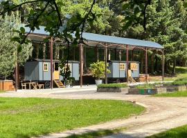 Cockerdale Lodges, Hotel in Scawton