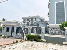 Mont Calm, hotel a Kano